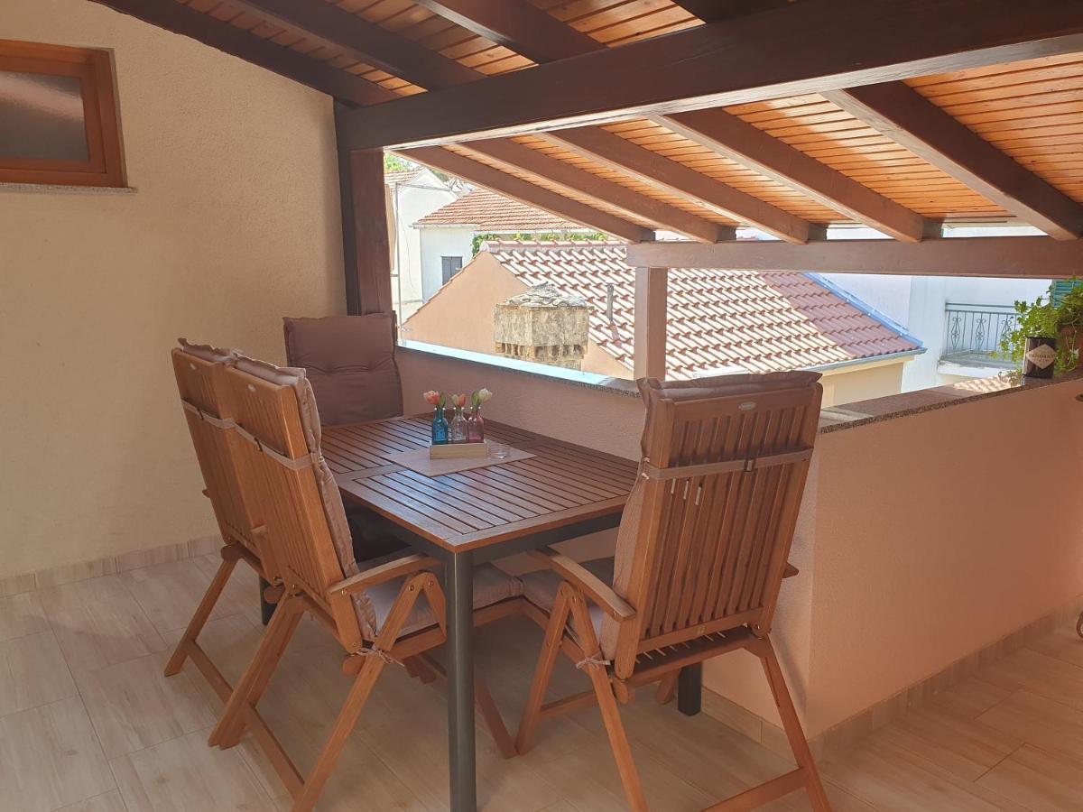 Apartments Beleca Biograd Na Moru Exterior foto